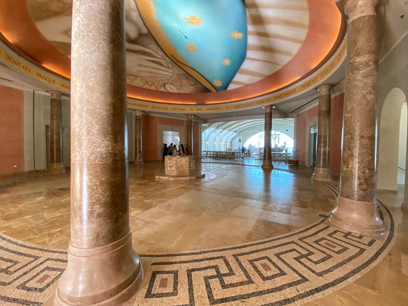 duc in altum interior