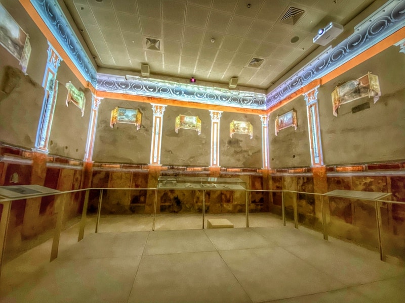 Herodium loggia show