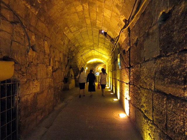 western-wall-tunnels